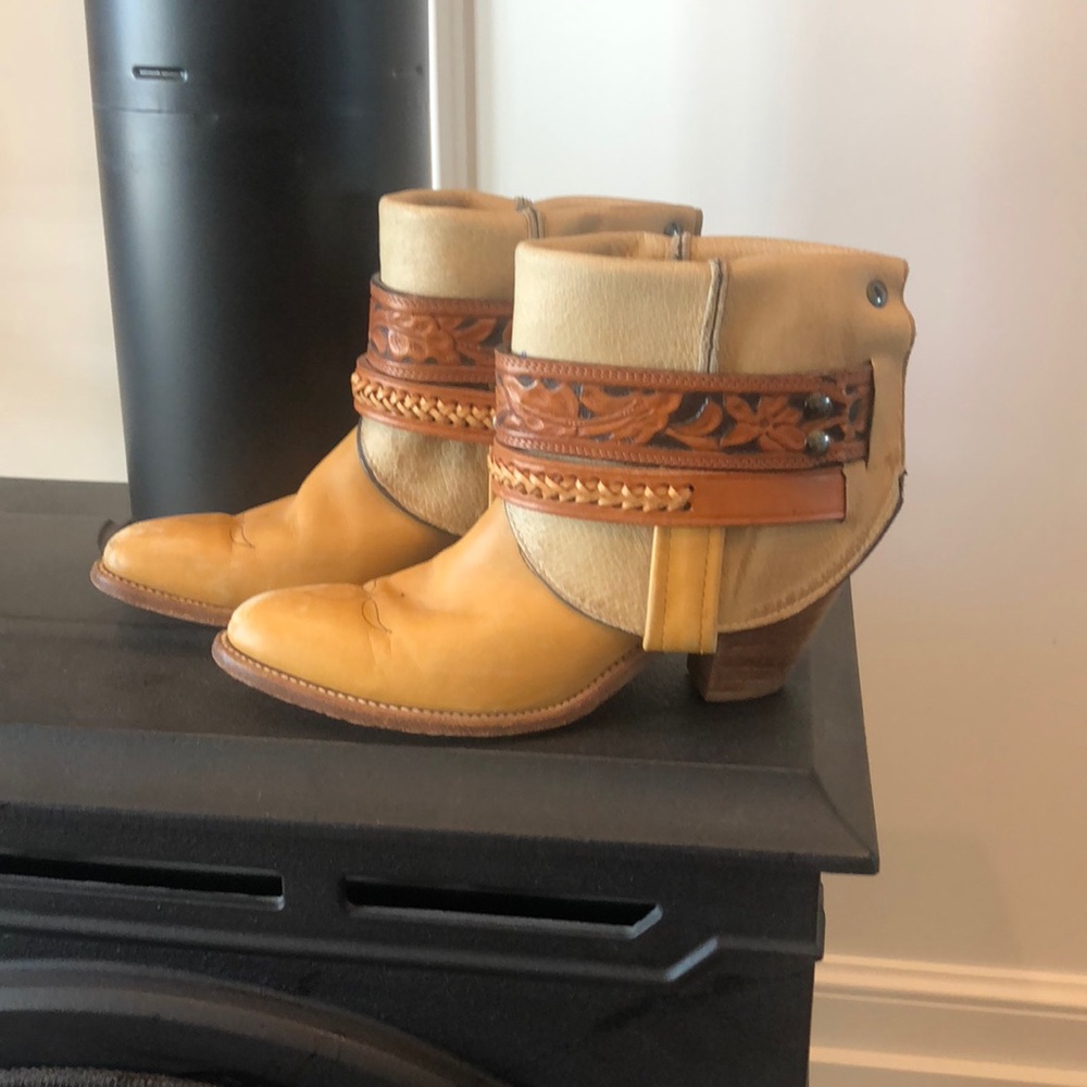 Hand made cowboy half boots !